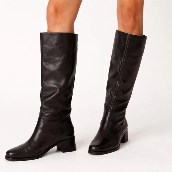 Marcon Shelly Black Leather Boots Vintage Womenโs Size 9W - Picture 1 of 11